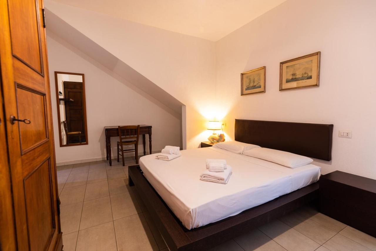 Theo'S Rooms Olbia Exterior photo