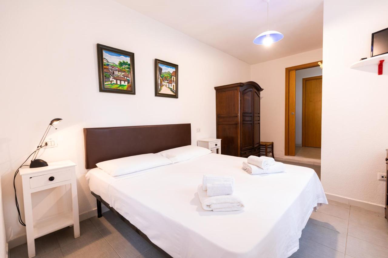 Theo'S Rooms Olbia Exterior photo