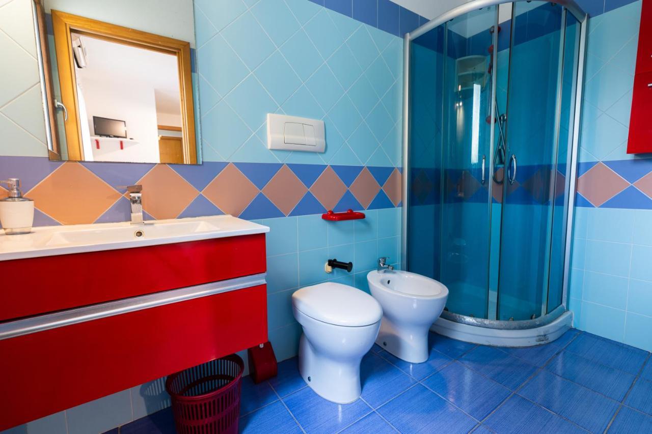 Theo'S Rooms Olbia Exterior photo
