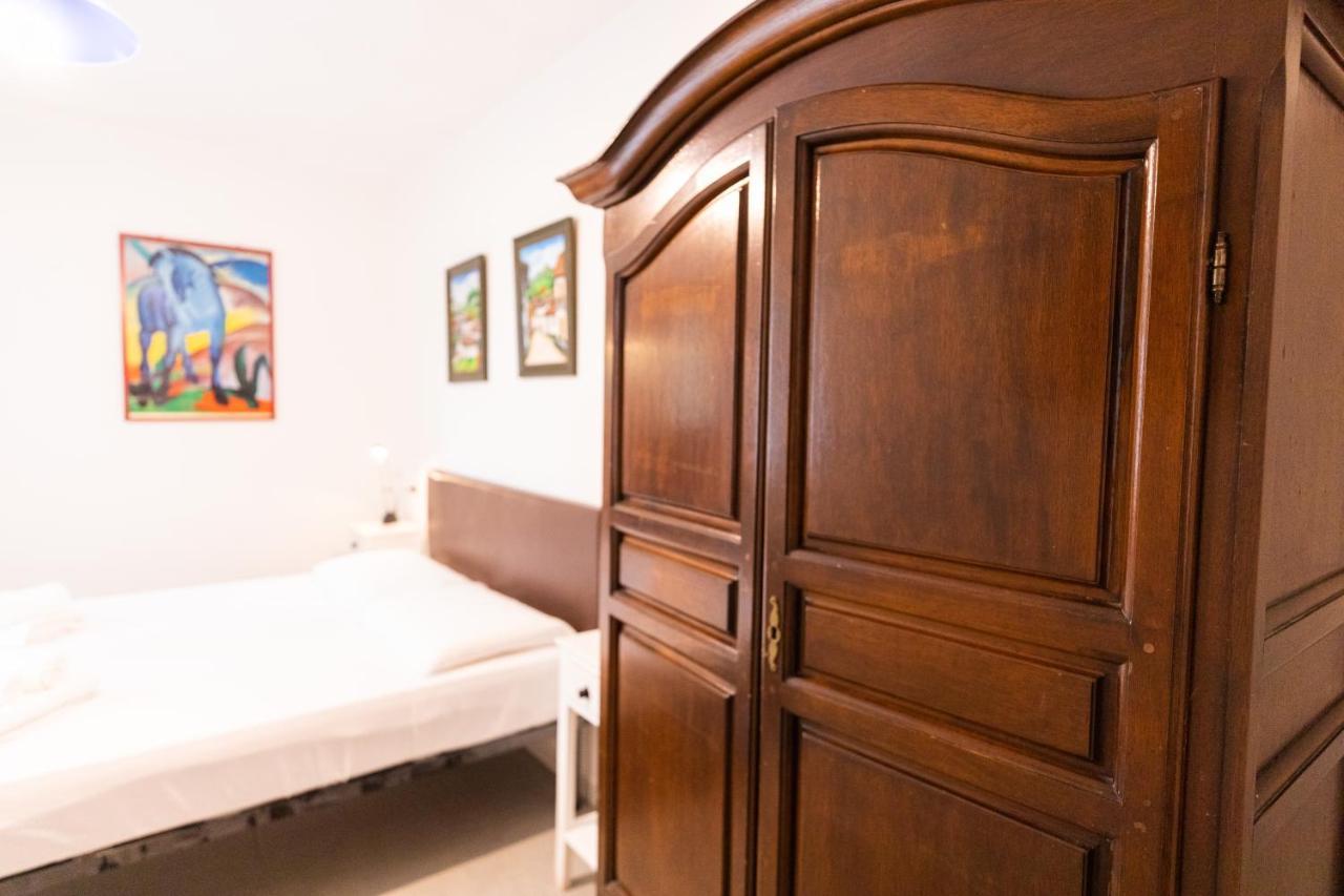 Theo'S Rooms Olbia Exterior photo